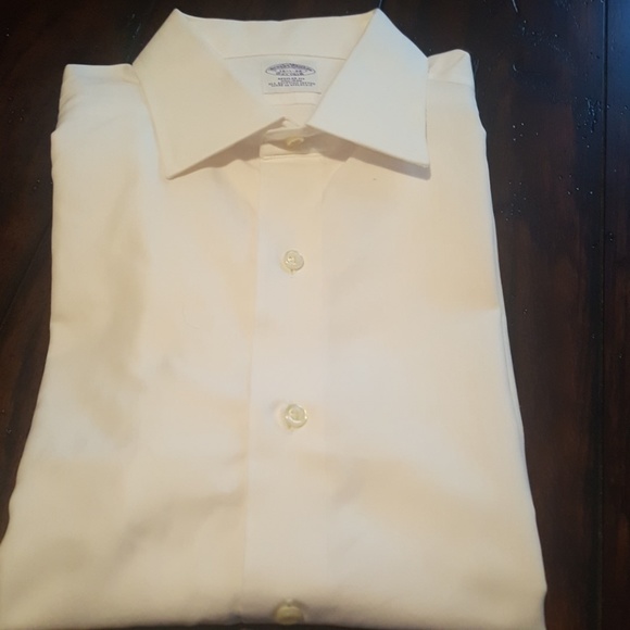 Brooks Brothers Other - Brooks Brothers dress shirt 100% Egyptian cotton